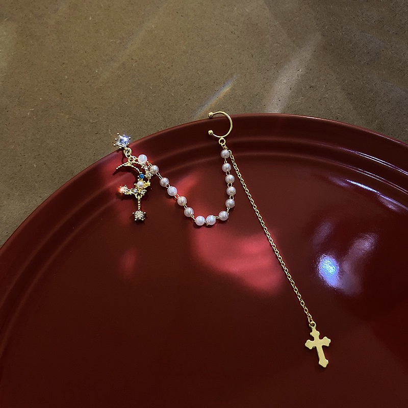 1 Khuyên Kẹp Vành Tai Dáng Dài Đính Đá Hình Mặt Trăng Thời Trang