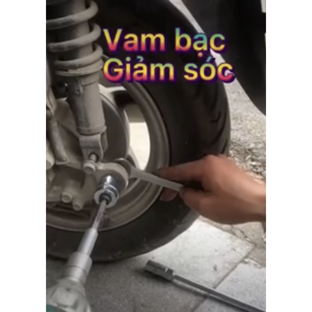 Vam tháo bạc giảm xóc sau xe ga CNC