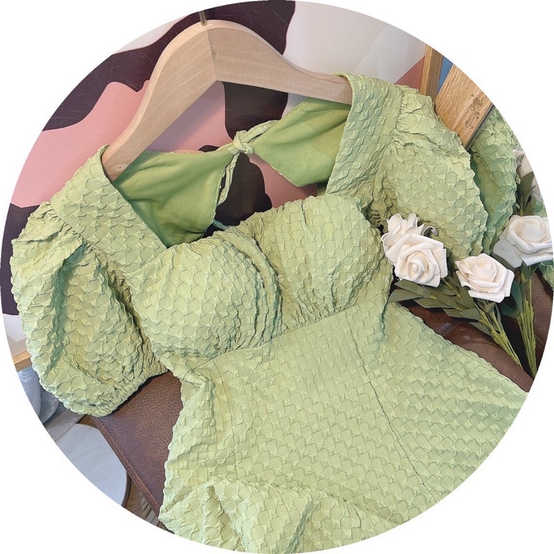 ĐẦM XỐP XANH CỔ VUÔNG CUT OUT LƯNG XẾP NGỰC