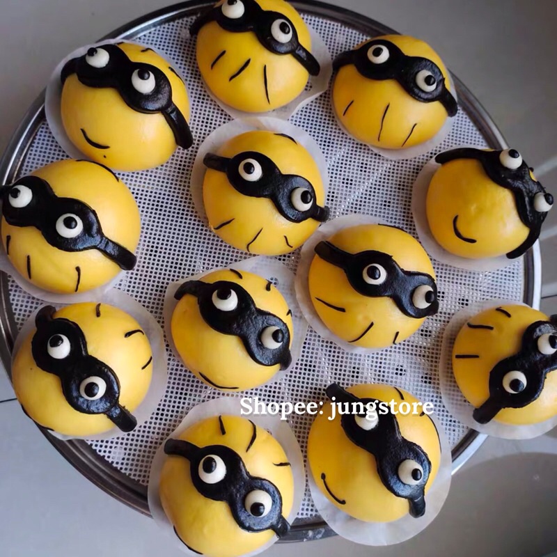 Khuôn tạo hình bánh bao, bánh mì, bánh trôi nước hình minion