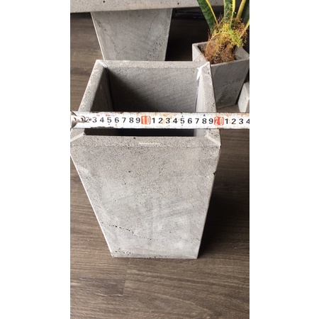Chậu cao 40cm hình vuông trồng cây ban công, sân vườn, sân thượng, chậu trồng cây cảnh đẹp độc đáo bằng đá ong xám