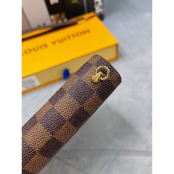 ví ngang in hoạ tiết thời trang nam khoá cúc gập và khoá kéo da cao cấp louis vuitton LV