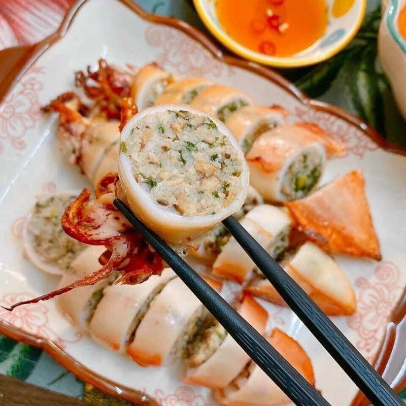 Mực nhồi thịt sẵn tươi ngon âp đông 500g