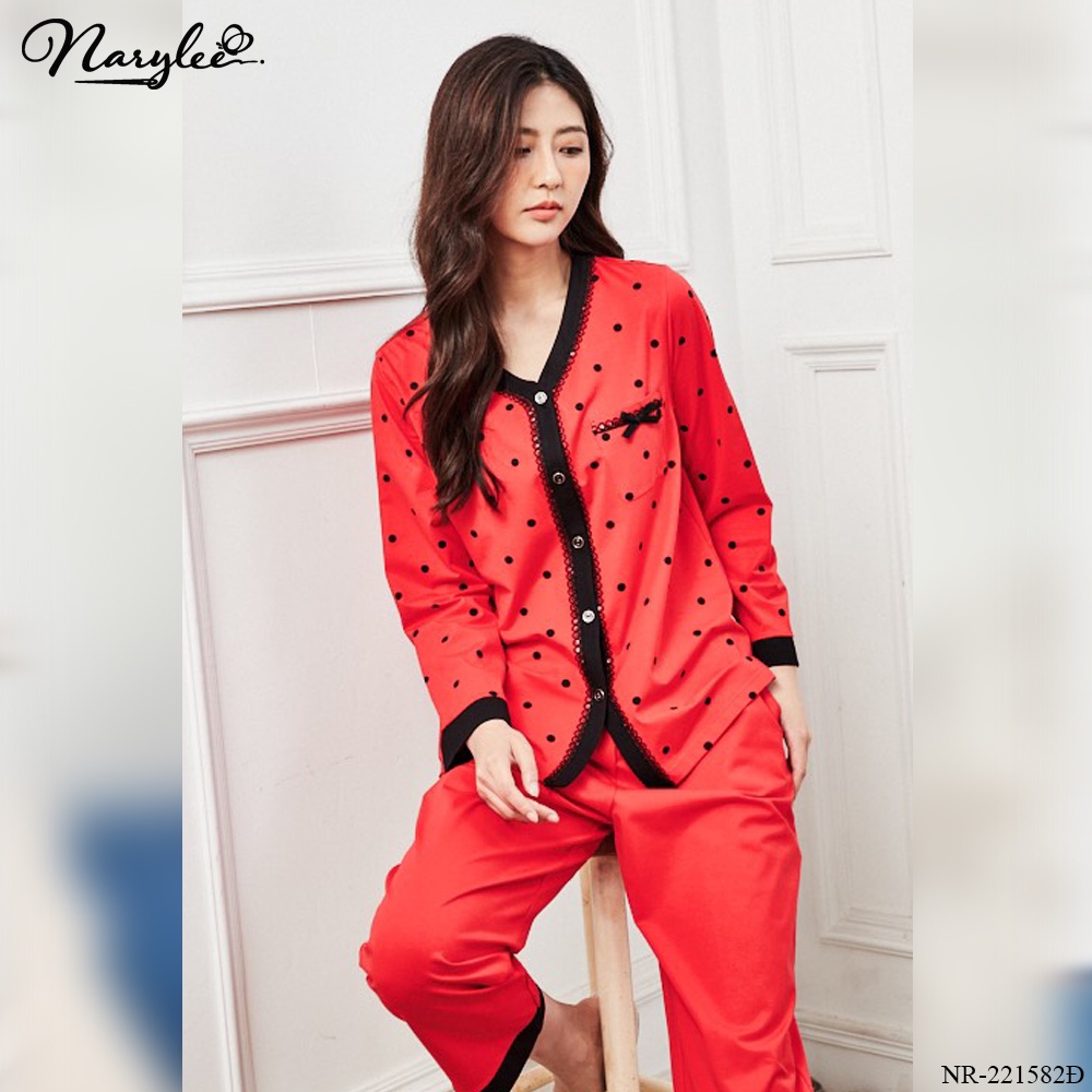 [CHÍNH HÃNG] Đồ bộ mặc nhà nữ dài tay pyjama cổ V họa tiết chấm bi thương hiệu NARYLEE mã NR1582