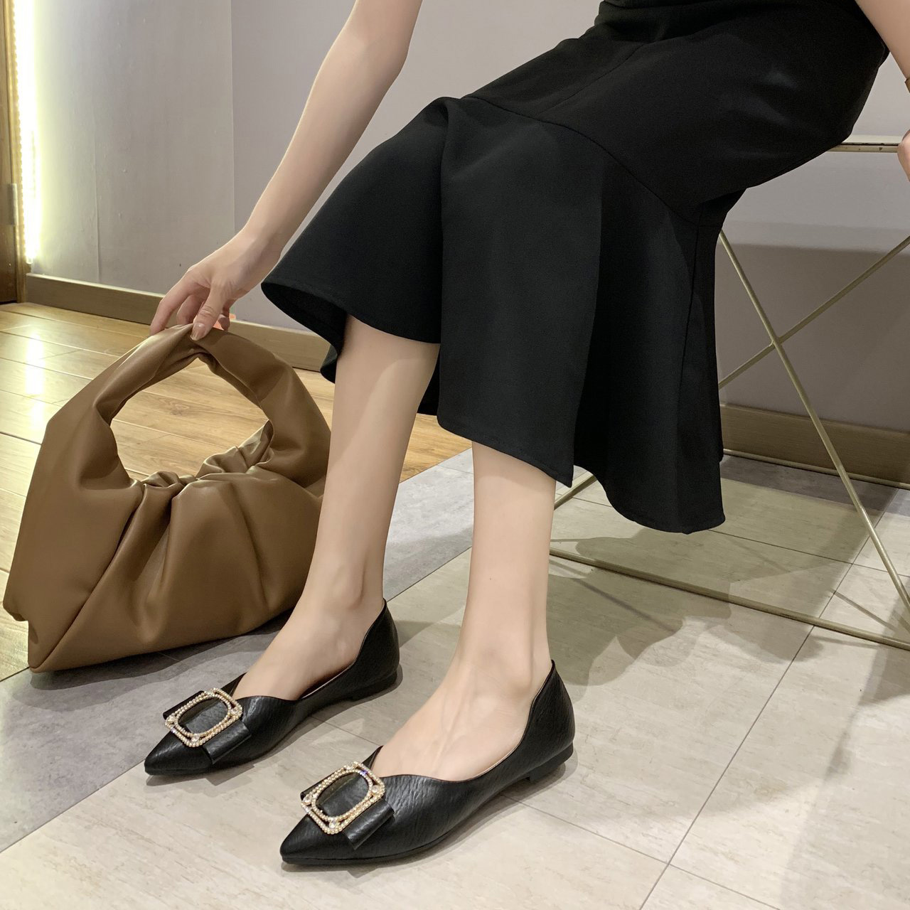 Giày Bệt Nữ, Giày Búp Bê Mềm Được Trang Trí Bằng Rhinestone, Giày Đế Bằng Mũi Nhọn Màu Đen | BigBuy360 - bigbuy360.vn