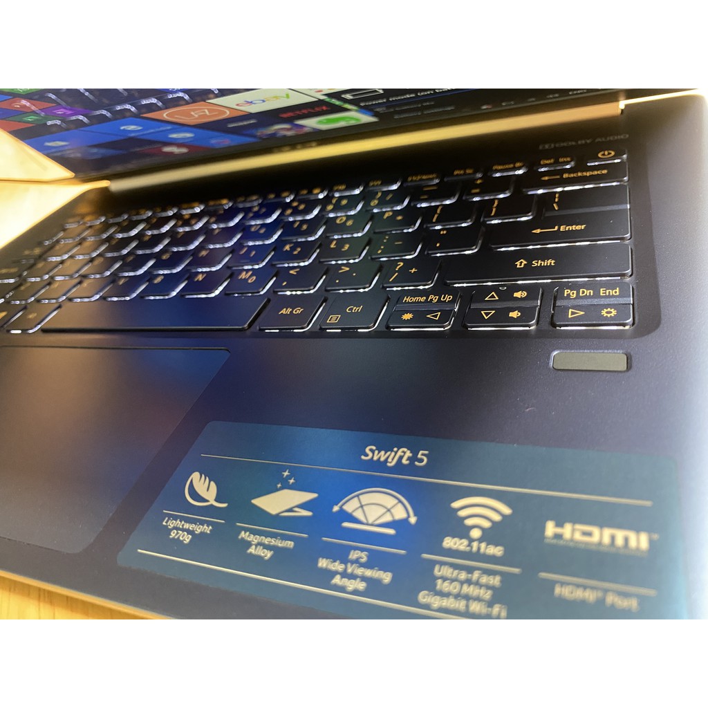 Laptop Acer swift 5 sf514-53T, i7 8565u, 8G, 256G, 14in, touch, Full box