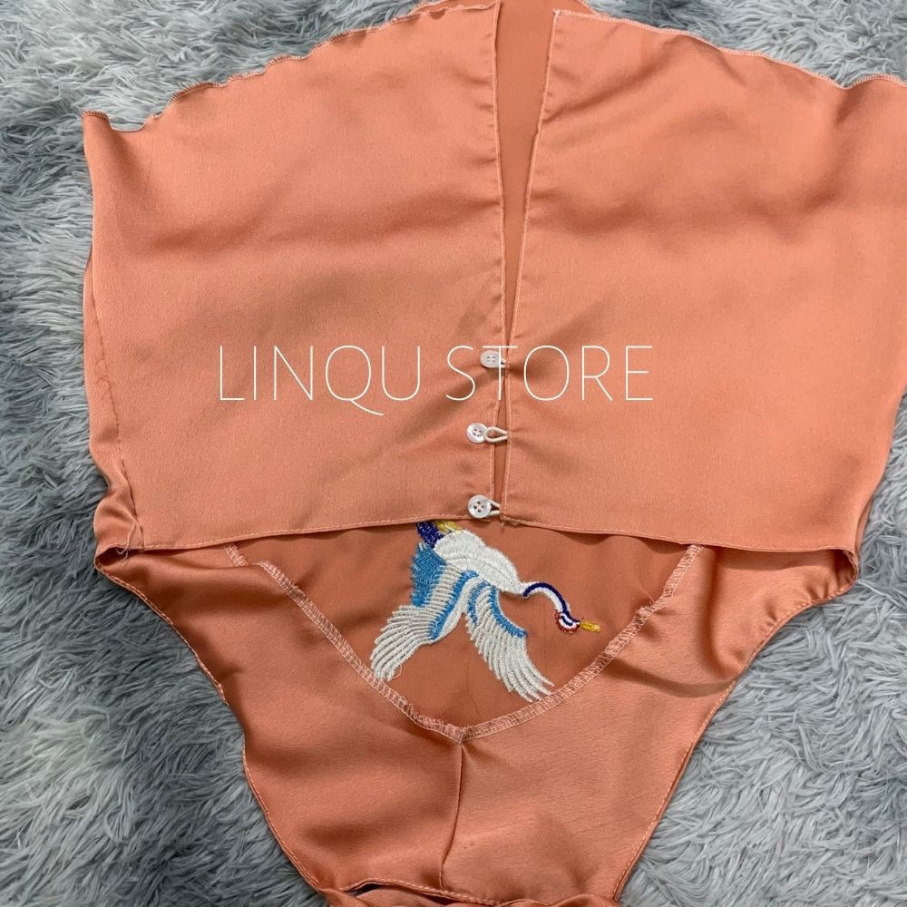 Đồ ngủ 2 dây sexy, Đồ ngủ sexy áo yếm thêu hạc chất satin mềm mịn Freesize - Linqu Sleepwear