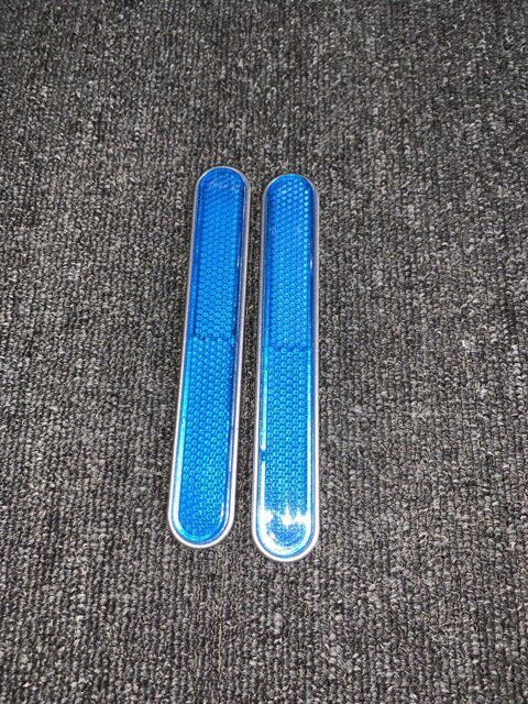 Mắt mèo phản quang gắn cho các loại xe