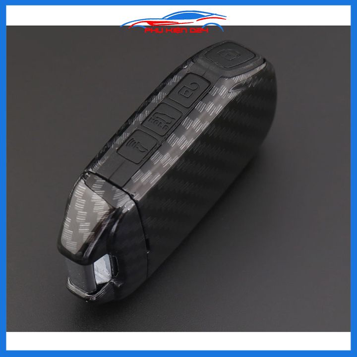 Ốp vỏ bọc chìa khóa xe Cerato 2019-2023 sợi nhựa cacbon kèm móc treo Inox