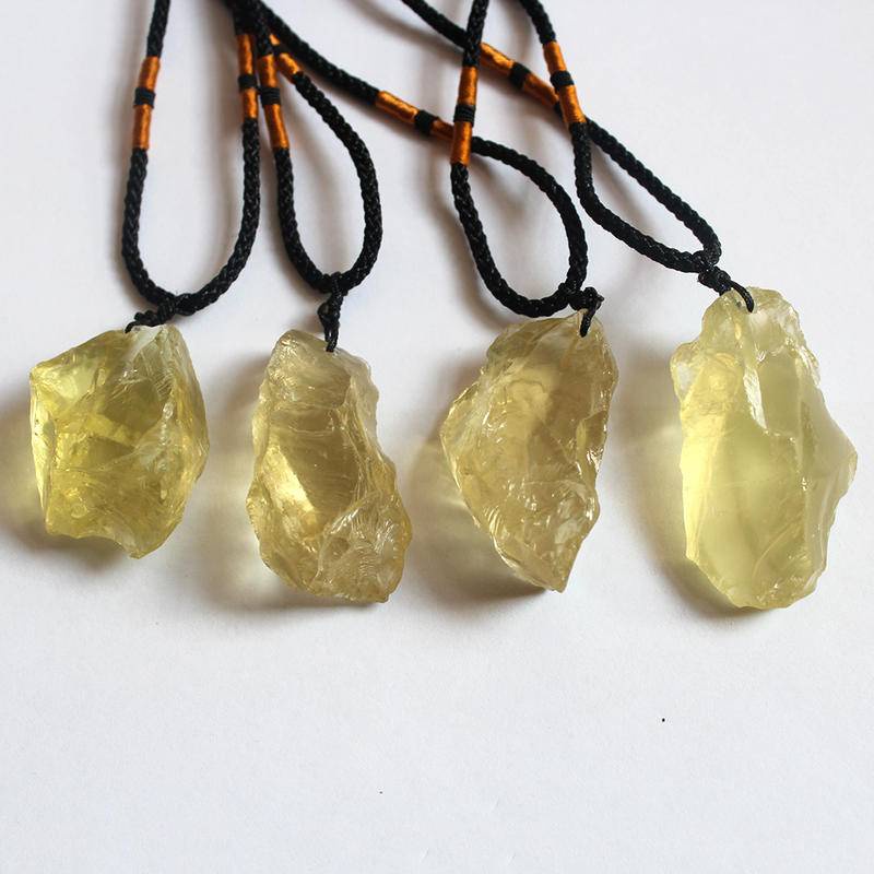 Vòng cổ Mặt Đá Thạch Anh Tự Nhiên