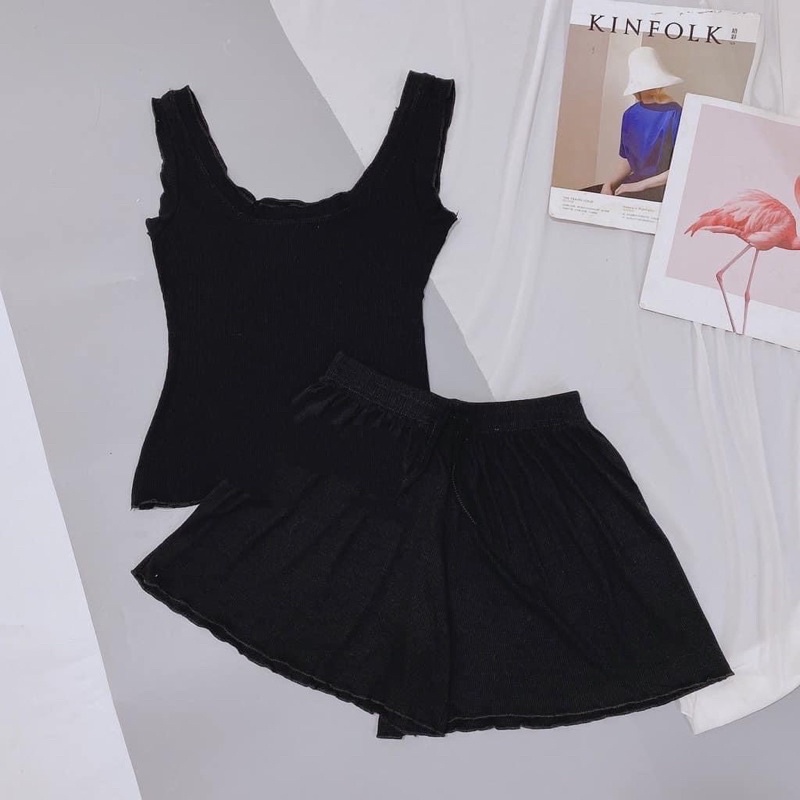 Bộ Ngủ Áo Ba Lỗ Quần Short Nữ Chất Liệu Tăm Lạnh Co Giãn 4 Chiều Thoáng Mát | BigBuy360 - bigbuy360.vn