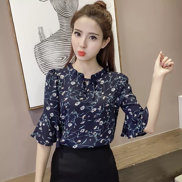 Áo sơ mi cổ nơ tay loe