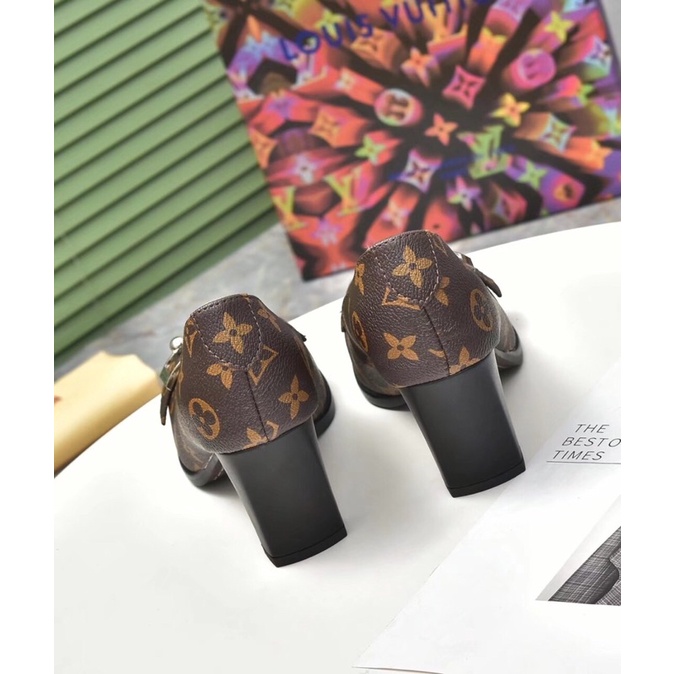 Giày cao gót 6.5cm mũi vuông hoạ tiết thương hiệu Louis Vuitton LV 2022 cao cấp da thật