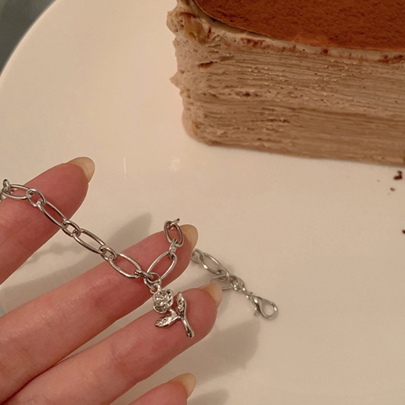 Vòng Tay Hoa Hồng 19A1600 Đơn Giản Phong Cách Thời Trang Hàn Quốc