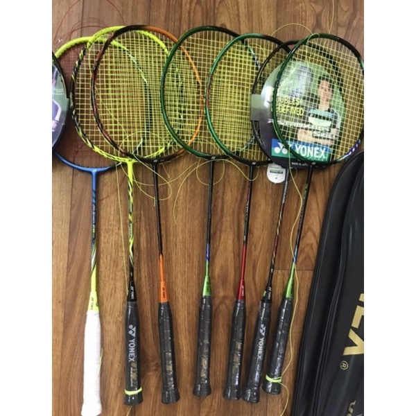 Vợt cầu lông Yonex khung carbon cao cấp