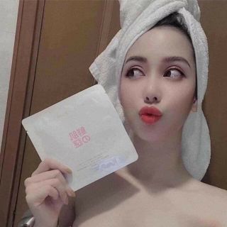Mặt nạ ủ trắng Collagen