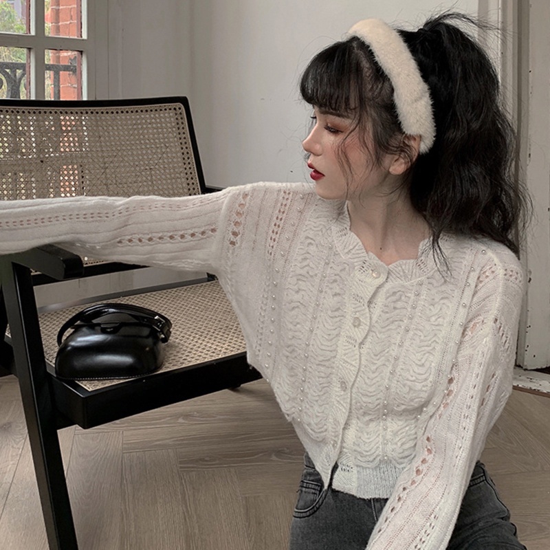 Áo Khoác Cardigan Dệt Kim Tay Dài Đính Nút Thêu Hoa Dễ Thương Cho Nữ