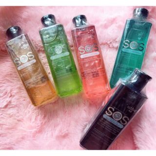 Sữa tắm SOS, phiên bản mới,  bao bì trong suốt, và giữ hương thơm lâu hơn.