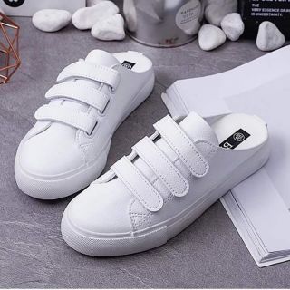 Giày cắt gót