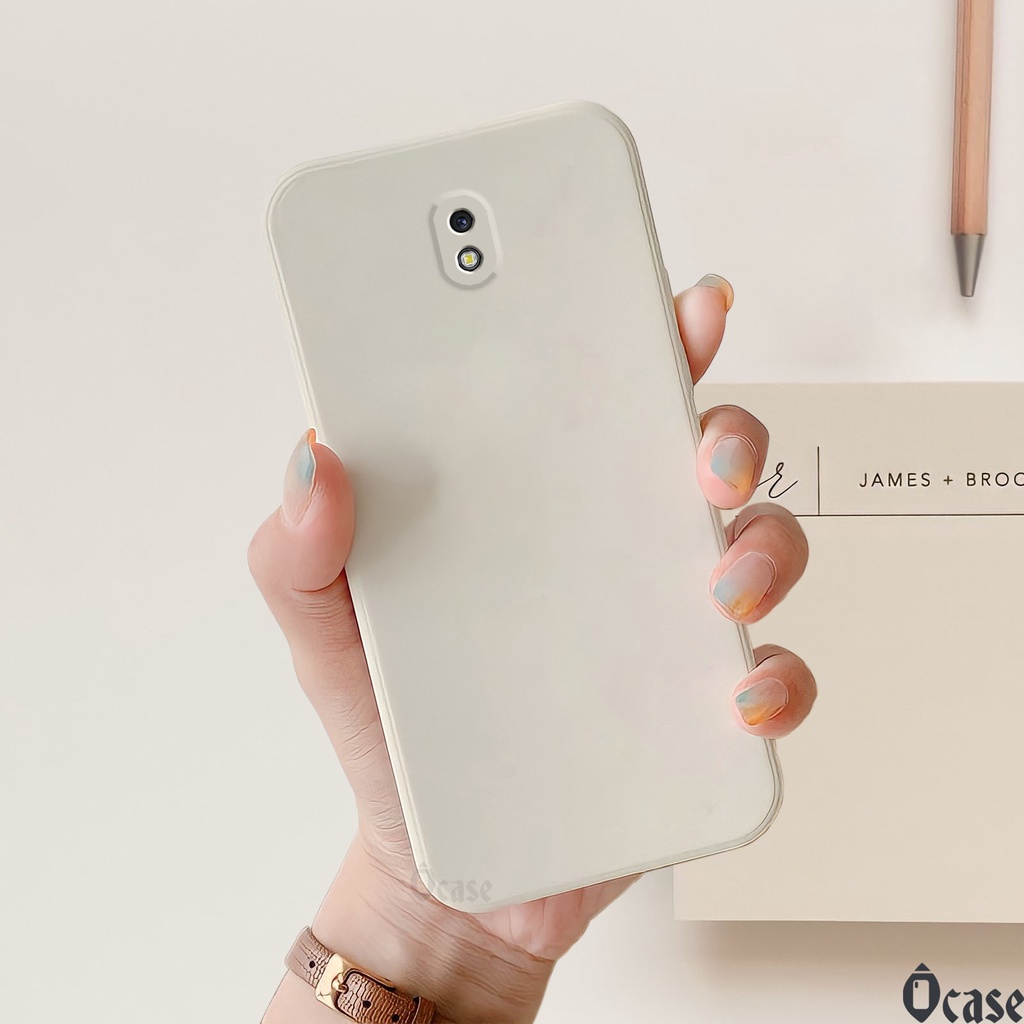 Ốp lưng Samsung J3 Pro / J5 Pro / J7 Pro in hình gấu cạnh viền vuông có bảo vệ camera