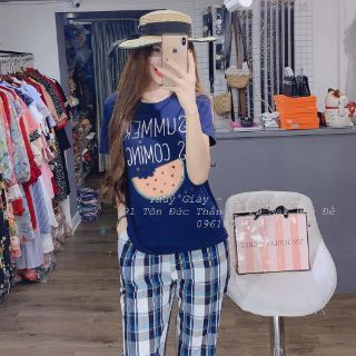 BỘ MẶC NHÀ HOA QUẢ MIX VS QUẦN KẺ