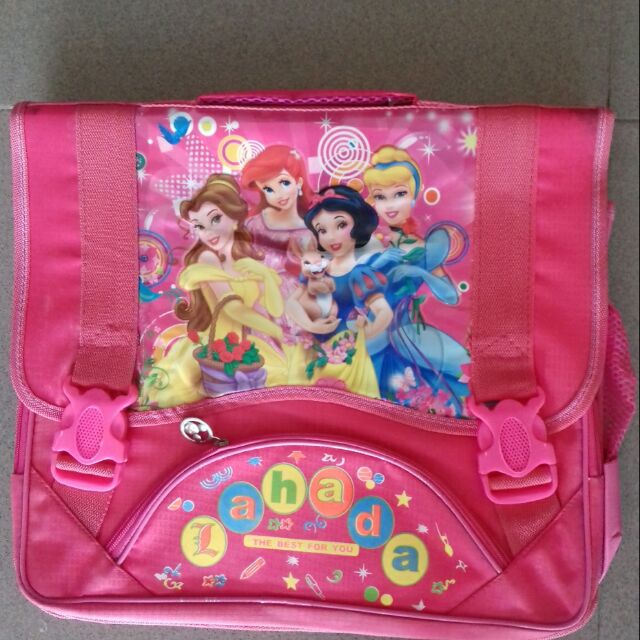 Cặp học sinh bé gái (ảnh thật)