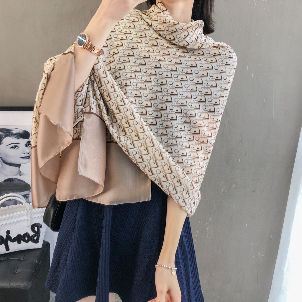 Khăn Choàng Lụa In Chữ D 180 * 90cm Dành Cho Nữ