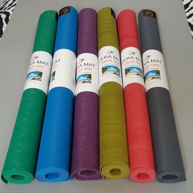 Thảm du lịch zera ( tặng kèm túi)