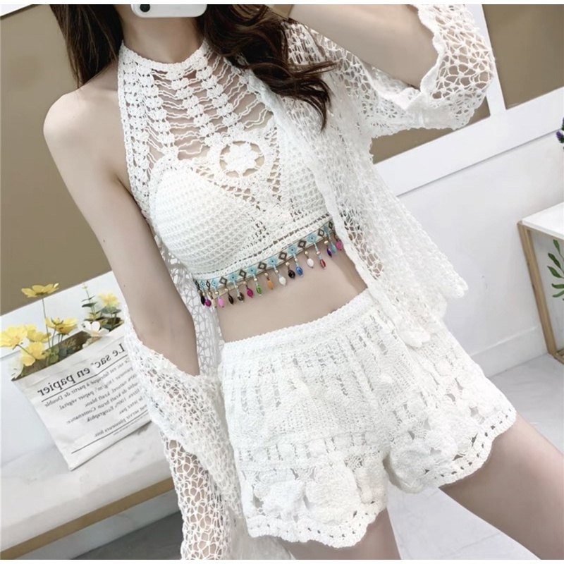 set biển - set 3 món - bra cổ yếm mix ngọc + quần ren hoạ tiết + choàng hạt gạo tay loe (có tách rời)