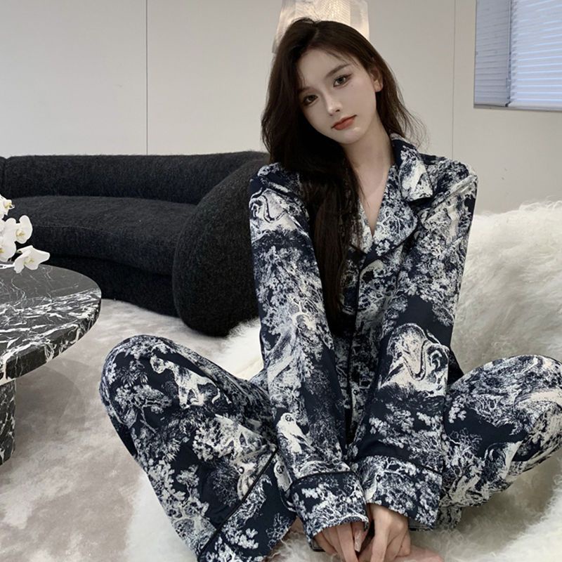 Women's pajamas in 2021 spring and autumn long-sleeved Korean casual can wear household clothes, ladies' spring and autumn pajamas.