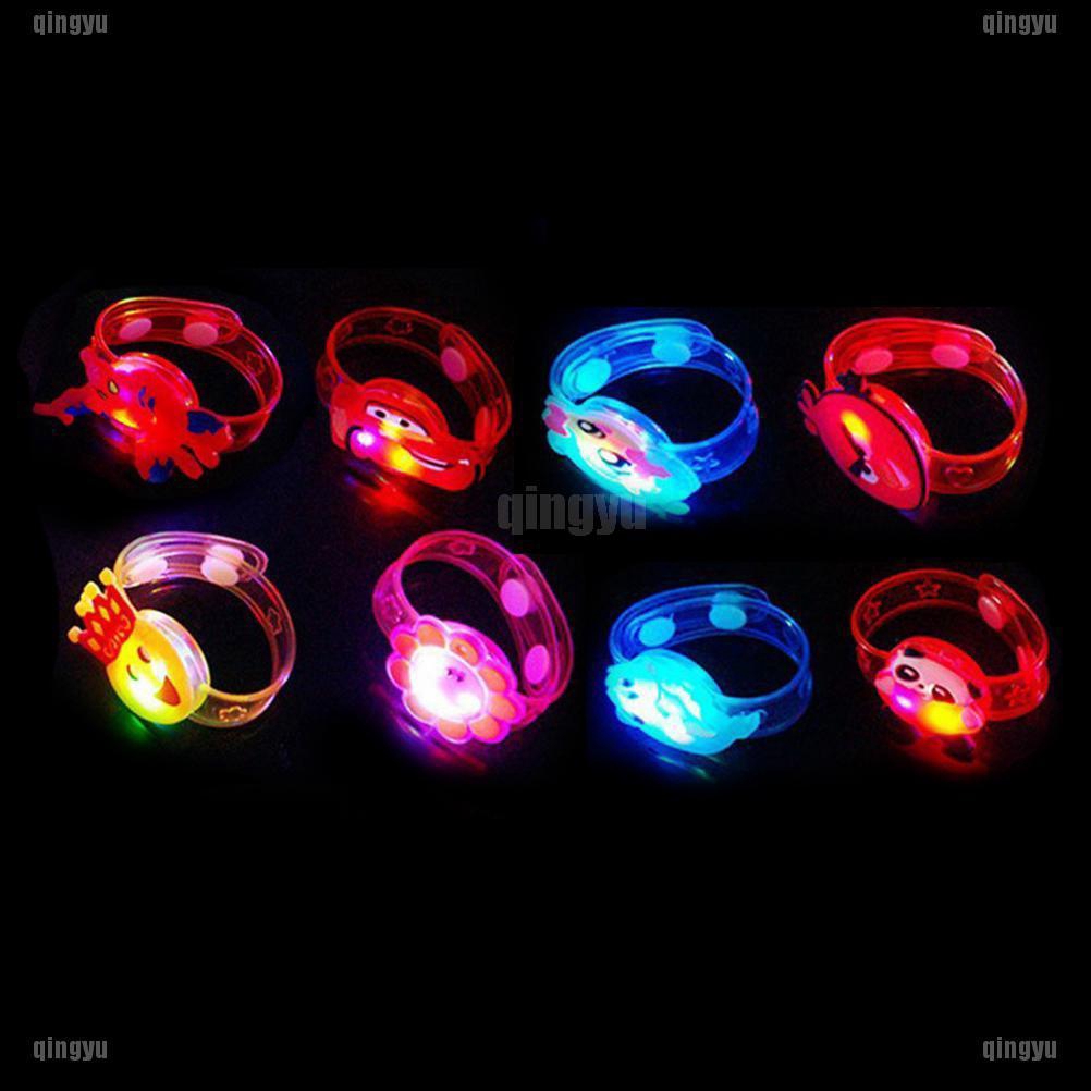 Dây Đeo Cổ Tay Gắn Đèn LED Kiểu Hoạt Hình Phong Cách Halloween