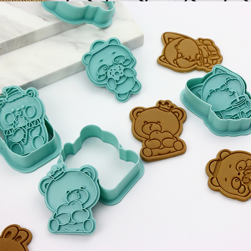 Bộ 6 Khuôn Làm Bánh Quy Tạo Hình 3D Hoạt Hình Đáng Yêu