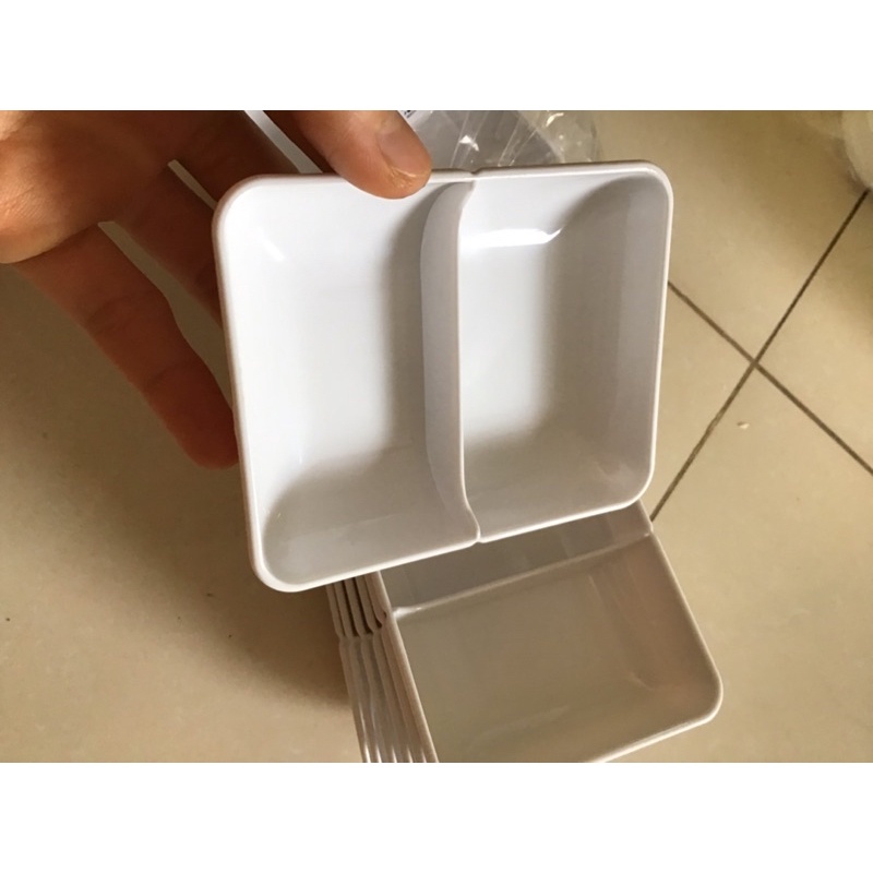 Đĩa chấm 2 ngăn màu trắng nhựa Song Long