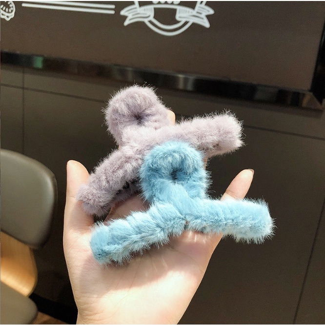 Kẹp tóc nữ càng cua phủ lông cừu cute BAG U KTLONGCUU158