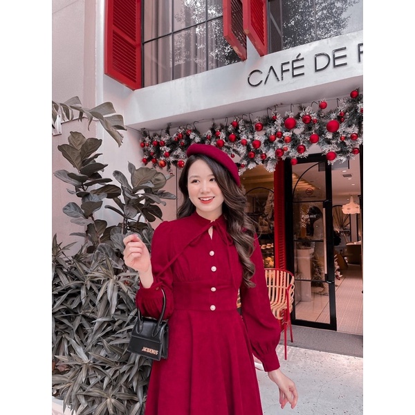 VÁY NHUNG/ĐẦM NHUNG TĂM ĐỎ DÁNG XOÈ CỔ TẦU DÚM NGỰC | BigBuy360 - bigbuy360.vn