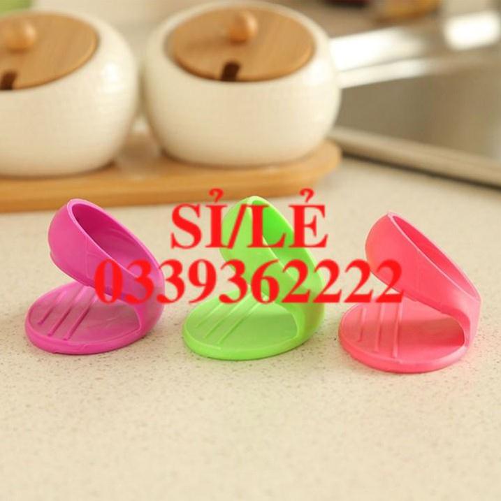 [ COCOLOVE ] [1 chiếc] Miếng bắc nồi chống nóng chống trơn trượt bằng silicon (BNS03)  HAIANHSHOP