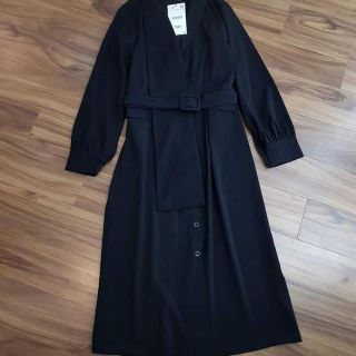 Đầm midi zara dư xịn