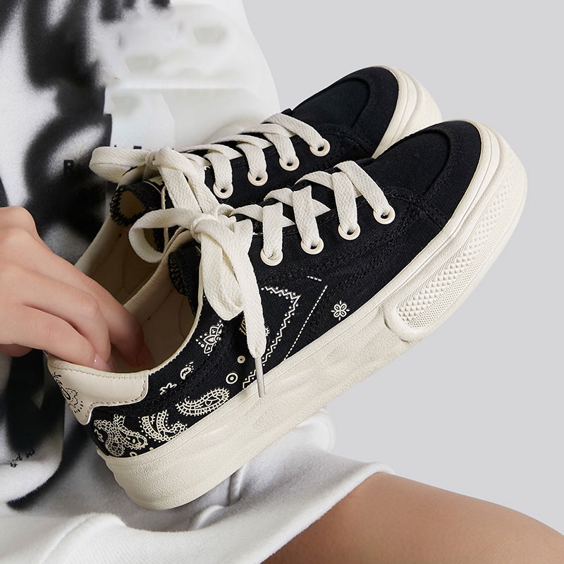 Giày thể thao RENBEN vải canvas đế bằng in họa tiết thời trang cho nữ