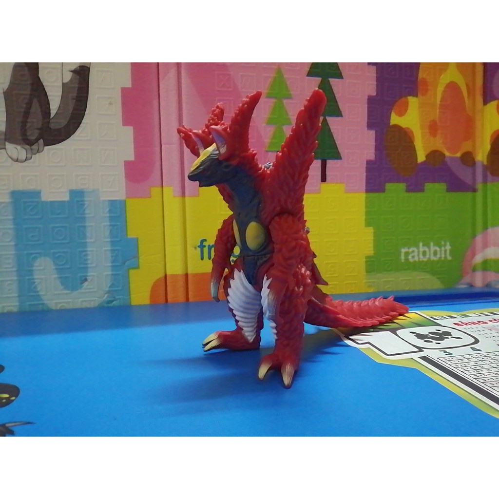 Mô hình quái vật Zeppandon Ultraman Serie Siêu nhân điện quang