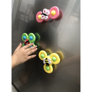 Chong chóng đồ chơi dính tường cho bé