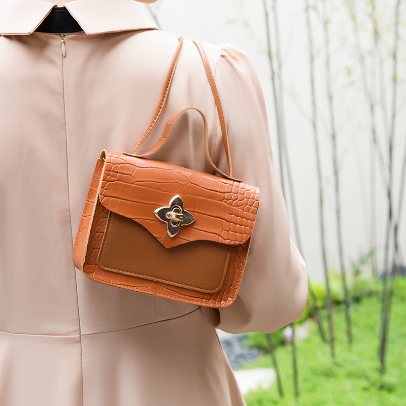 Túi Xách Tay Hoa Văn Da Cá Sấu Phong Cách Retro Dễ Phối Đồ Thời Trang Dành Cho