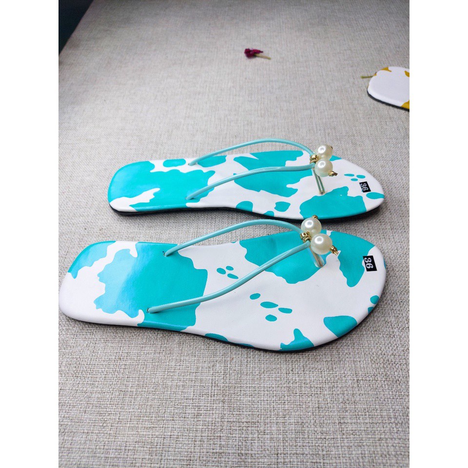 Dép Kẹp Tông Nữ Chống Trơn Trượt Đi Biển Đi Chơi Mang Trong Nhà Đính Hạt Châu Cực | BigBuy360 - bigbuy360.vn