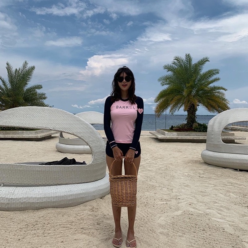 Bộ bikini , bộ đồ bơi nữ 2 mảnh dài tay in chữ phong cách Hàn Quốc