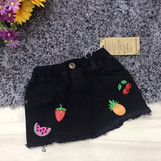 Quần Áo Trẻ Em Váy Bé Gái Thêu Hình Trái Cây Chất Jean Bana Kids 02182