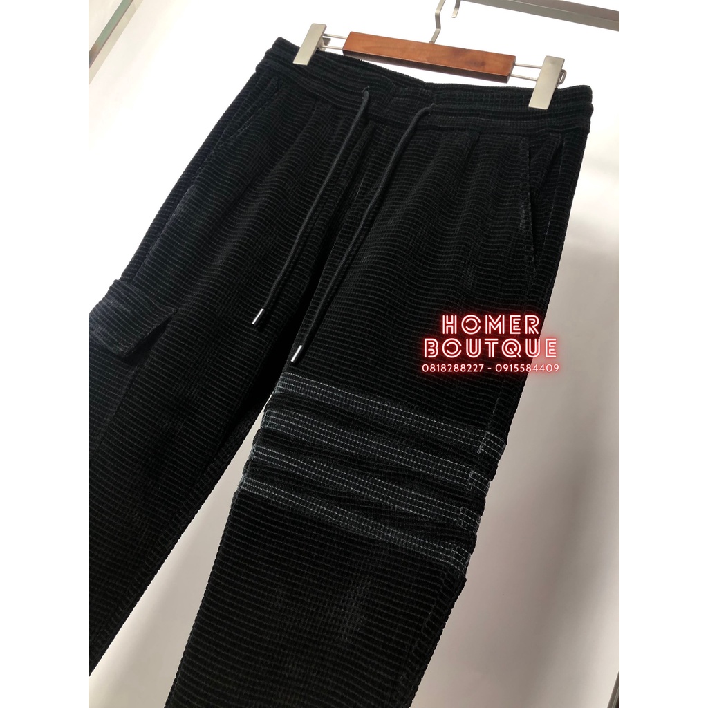 Quần Nỉ Jogger Nam Túi Hộp Gấu Xẻ Cúc Kèm Khoá Zip Chất Nhung Mịn Thom Browne Velvet Check TrackPant