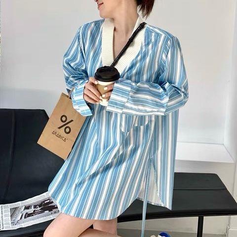 Áo Sơ Mi Cổ Chữ V Tay Dài Kẻ Sọc Dọc Phối Dây Ruy Băng Thời Trang Mùa Xuân Cho Nữ 2022
