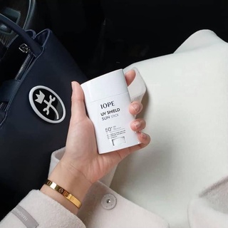 Thanh chống nắng iope uv shield sun stick