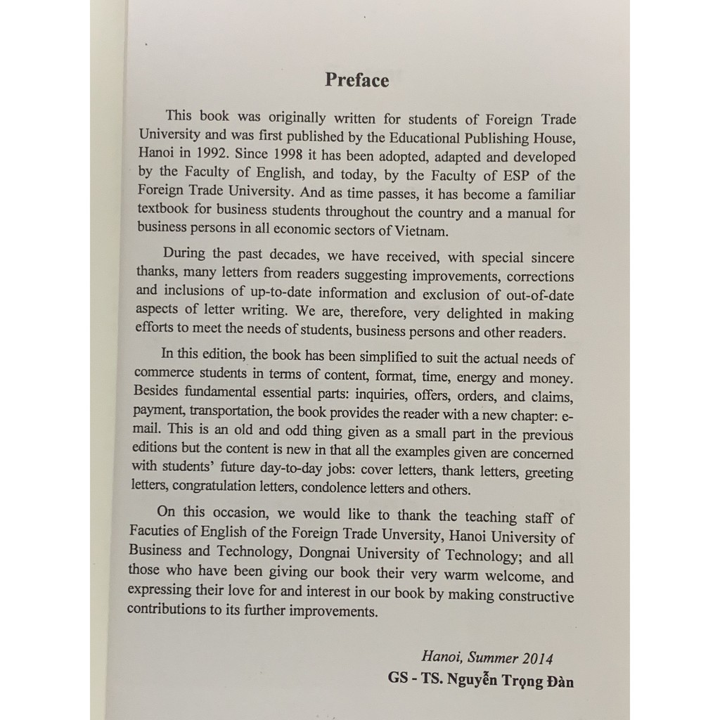 Sách - The Language of Business Correspondence ( Ngôn Ngữ Thư Tín Kinh Doanh - Nguyễn Trọng Đoàn )
