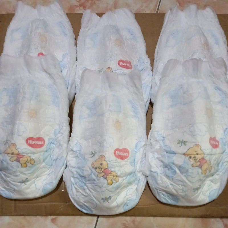 Tã Quần Huggies Size  M 1 Miếng Lẻ .