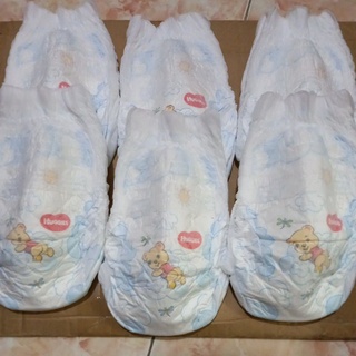 Tã quần huggies size m 1 miếng lẻ .